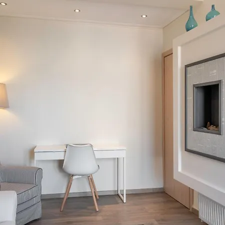 Oasis: Newly Renovated 2br In Center *